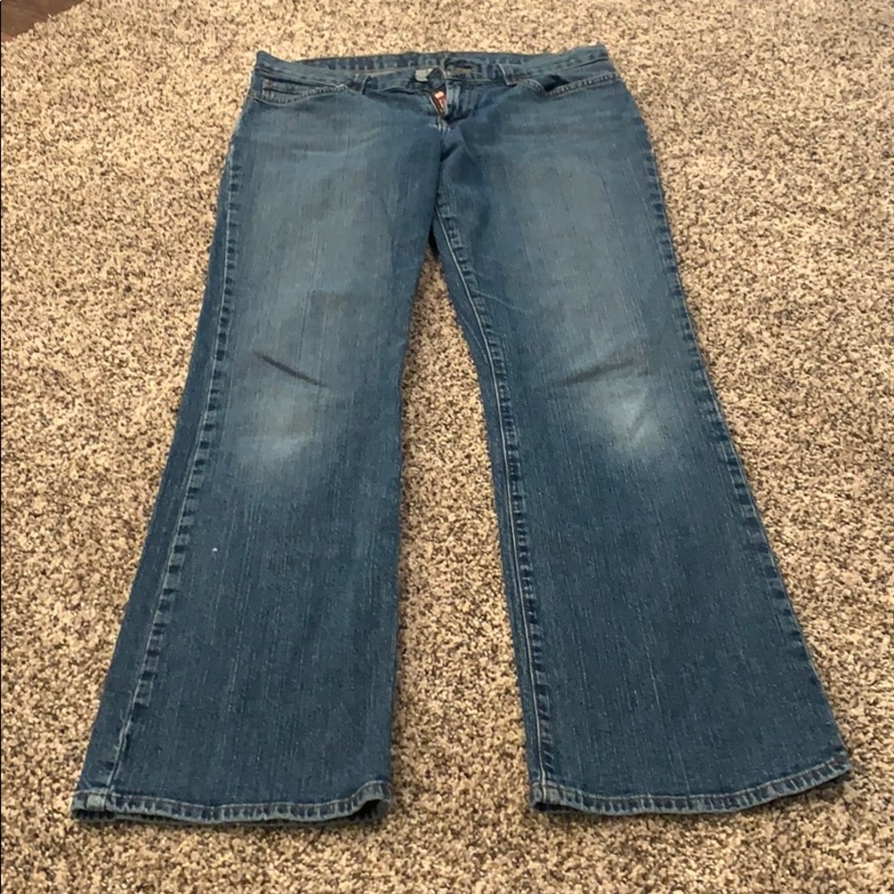 Lucky Jeans